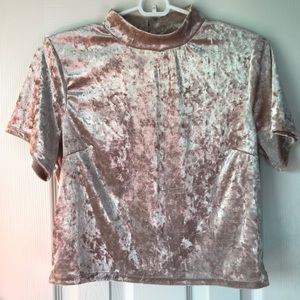 Velvet cropped going out shirt!